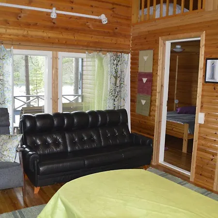Farm stay Maatilamatkailu Heikin Tupa Ylipaa