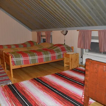 Maatilamatkailu Heikin Tupa Ylipaa